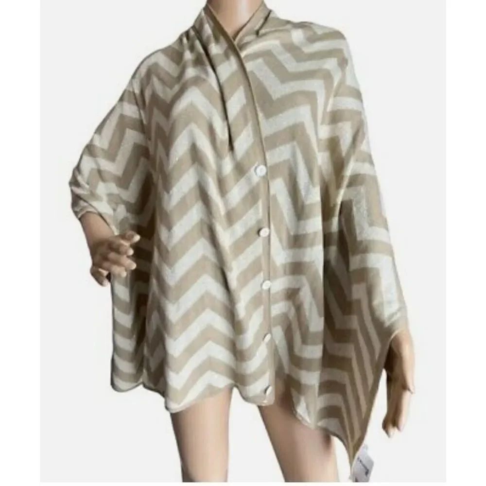 Versatile Poncho/Scarf - Picture 6 of 9